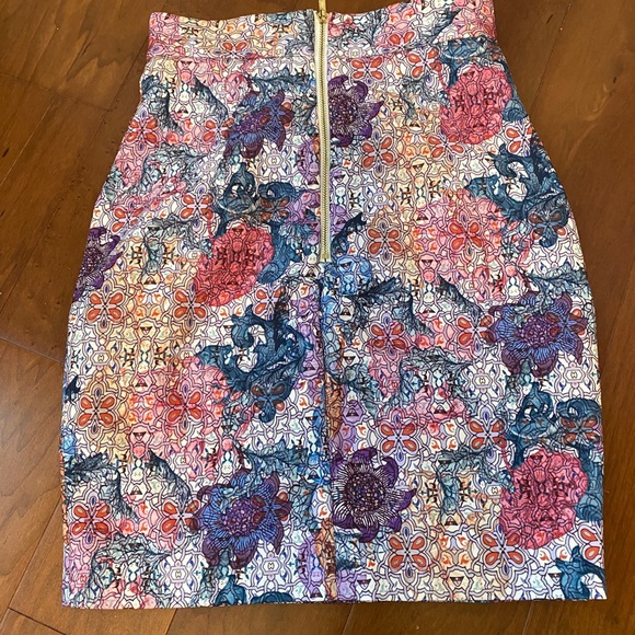H&m pencil skirt psychedelic print - Picture 2 of 3